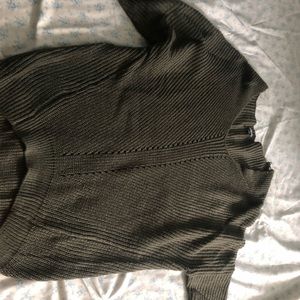 Green oversized sweater